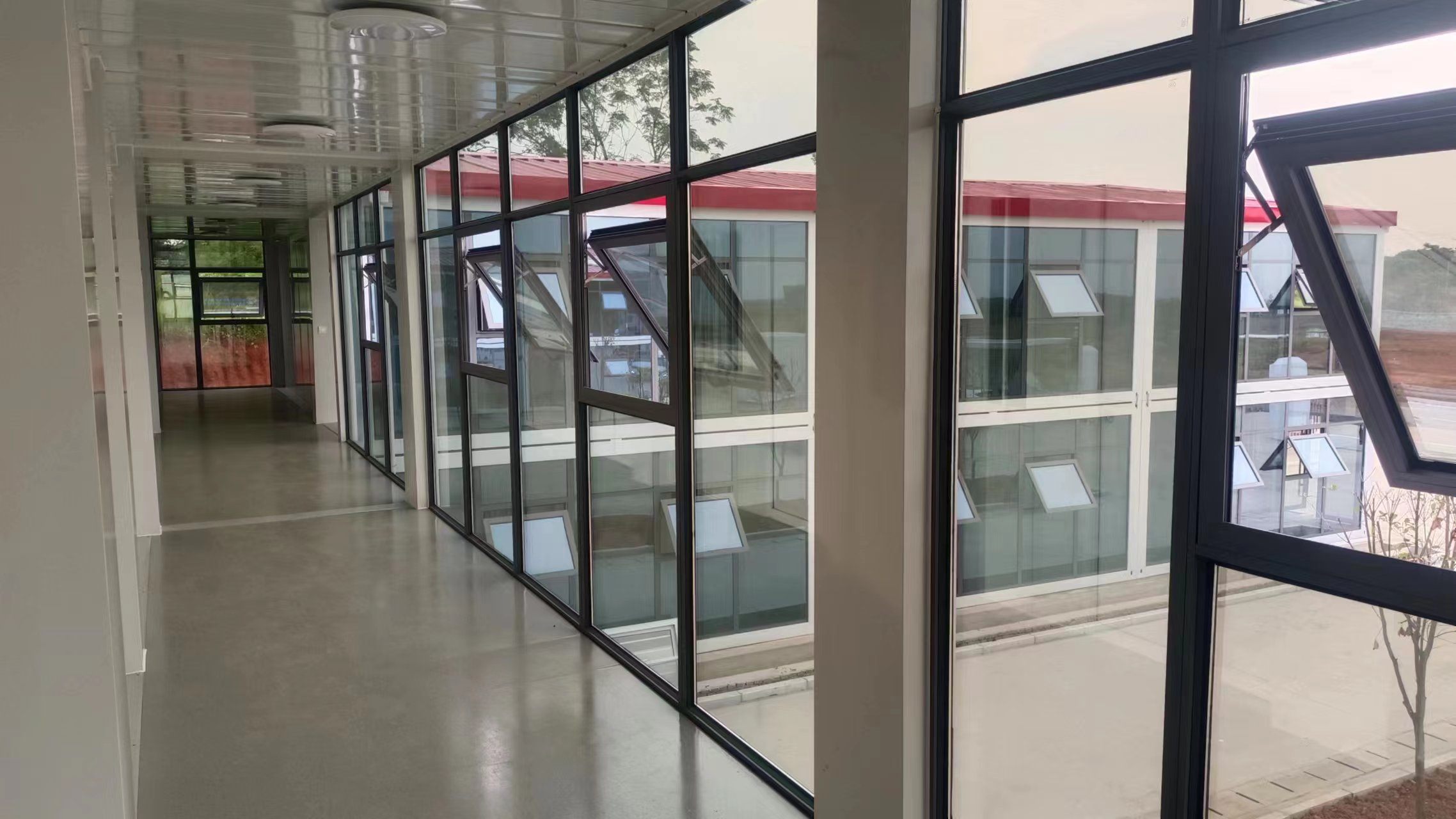 Covered exterior walkway along a modular building